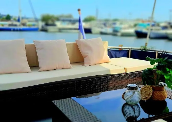 Bateau le Zimon - logement insolite