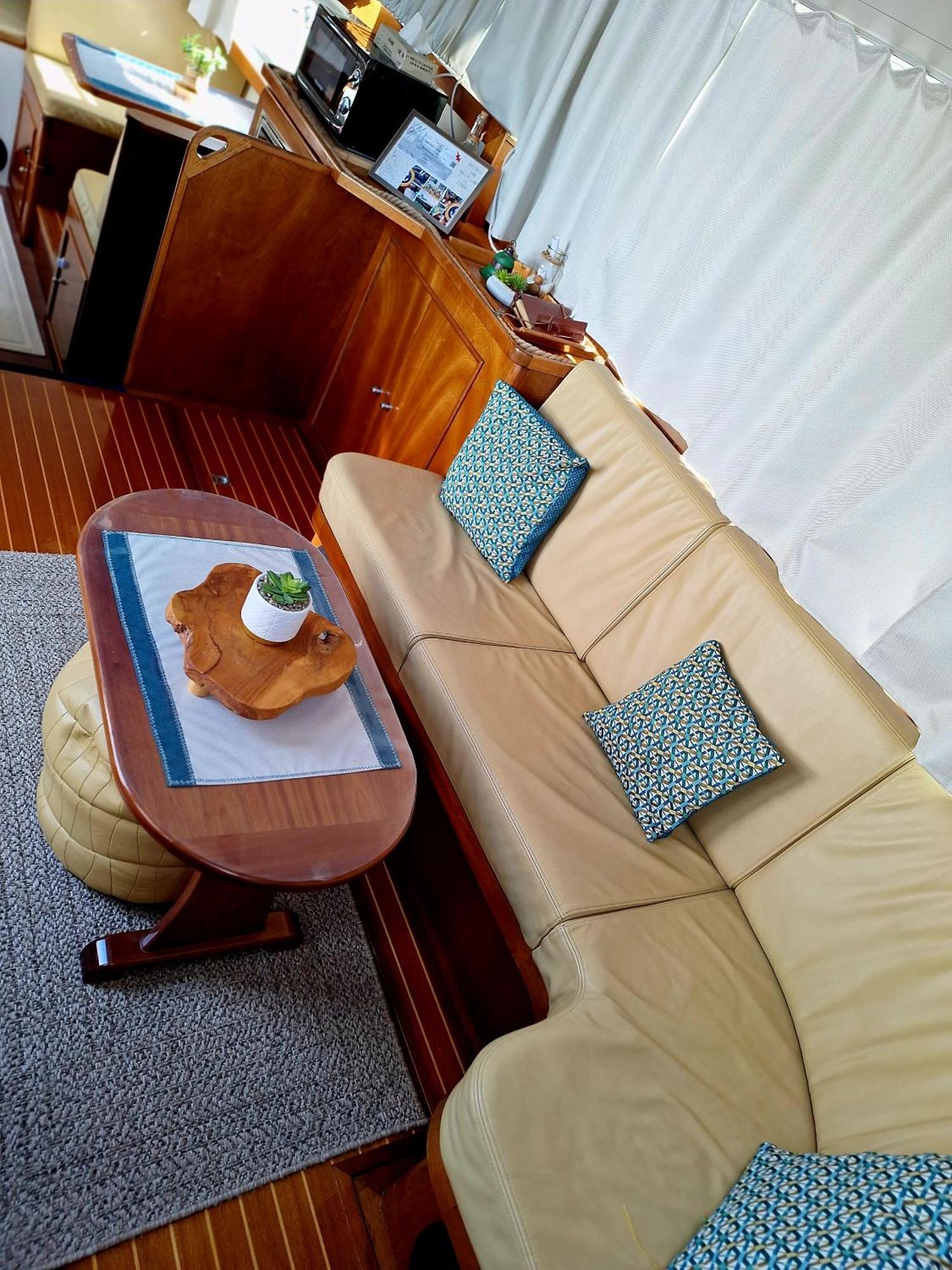 Botel Bateau Le Zimon - Insolite