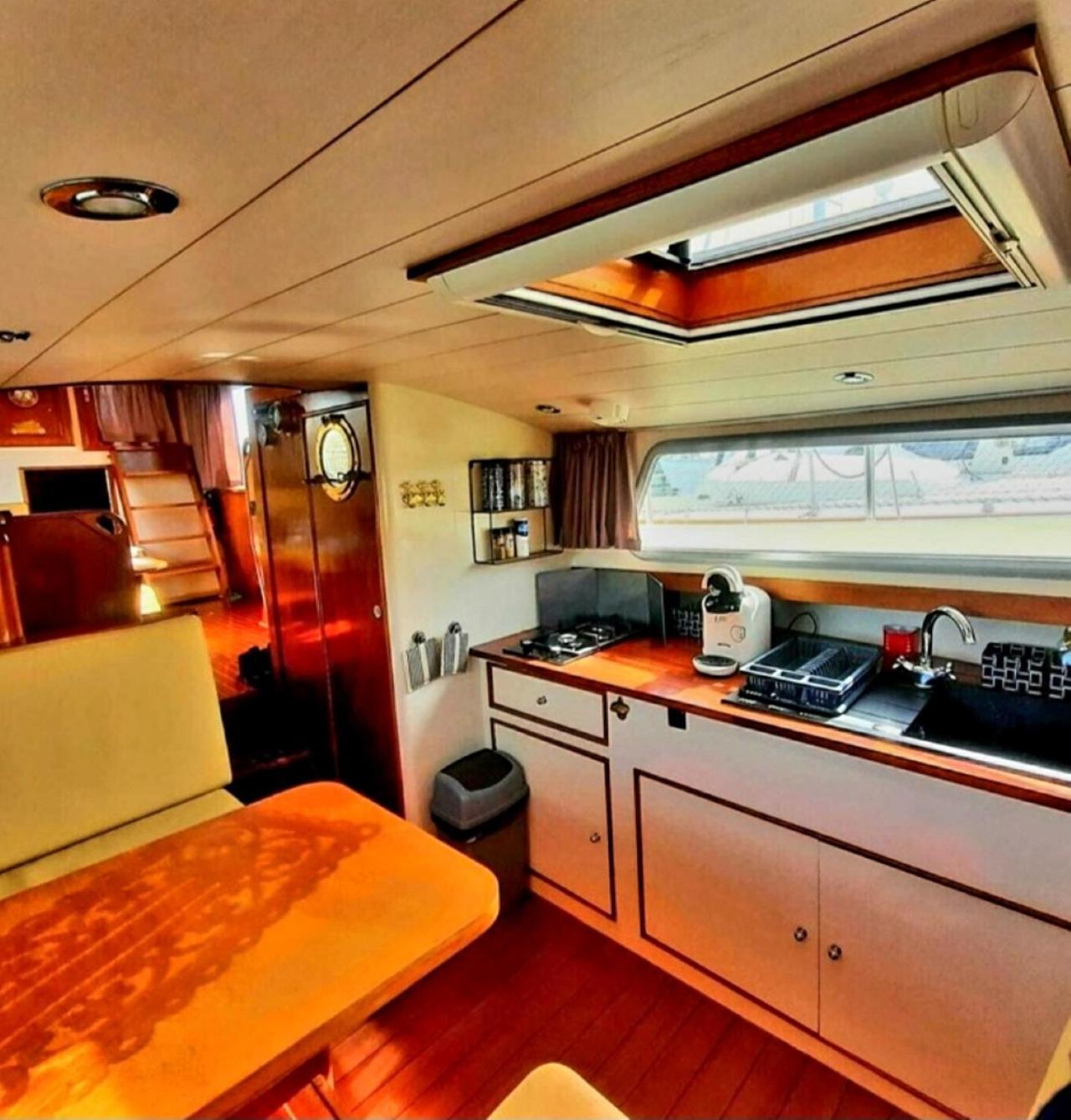 Bateau Le Zimon - Insolite Bateau-hôtel Rouen