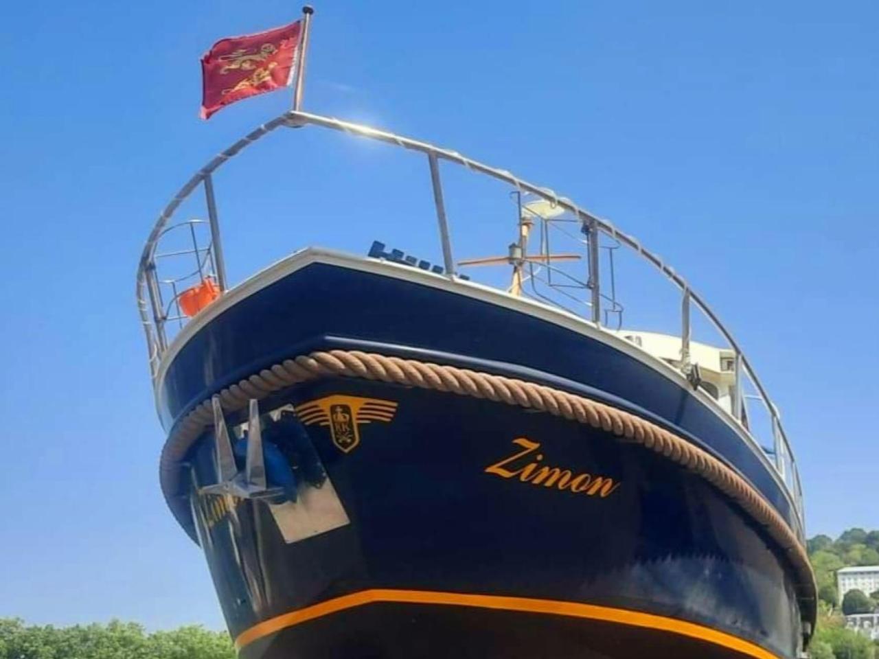 Botel Bateau Le Zimon - Insolite Rouen